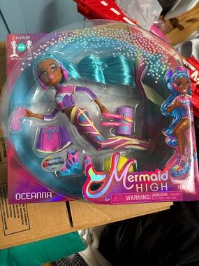 Mermaid High Deluxe Oceanna Doll Accessories Removable Tail Blue Hair - NEW